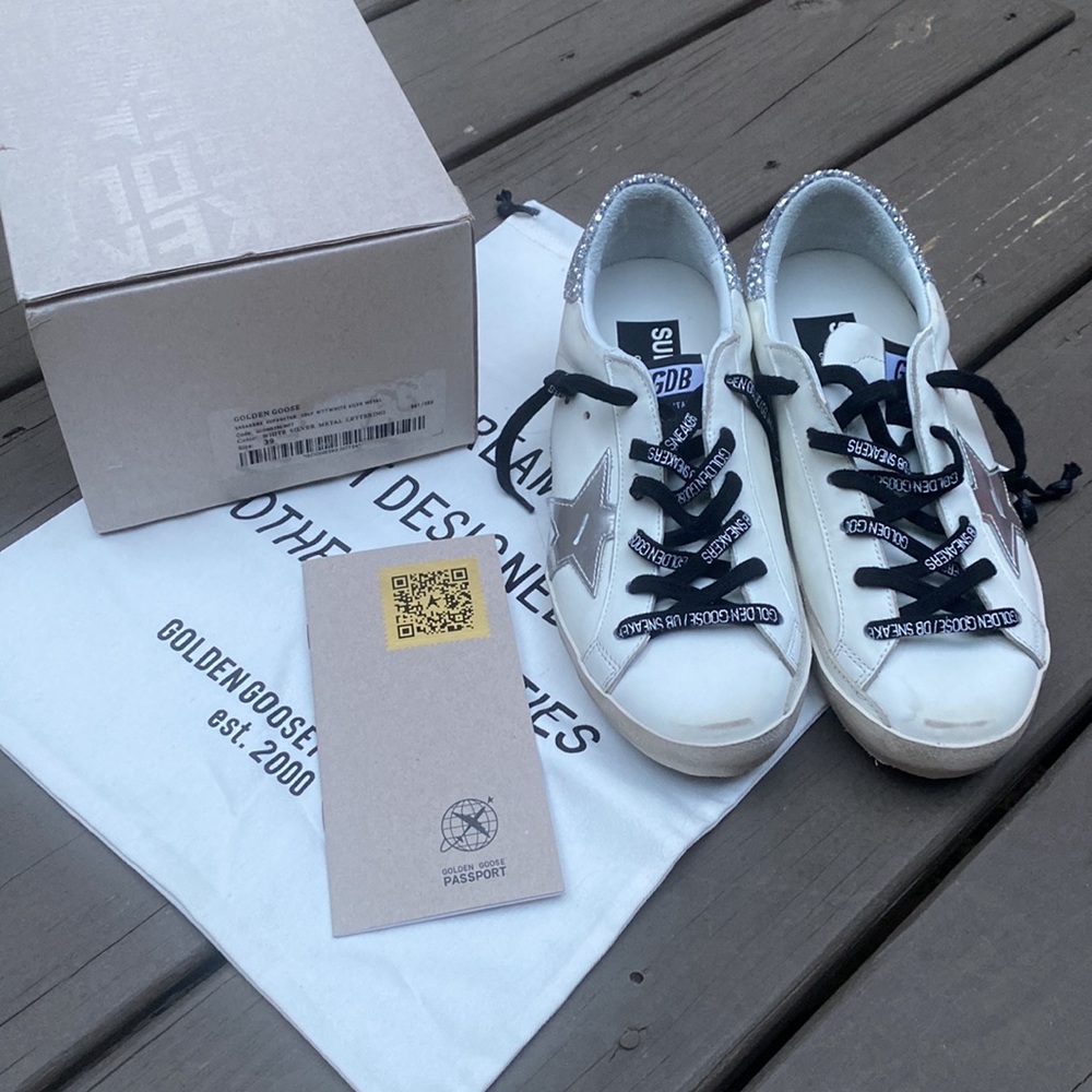 Golden Goose superstars